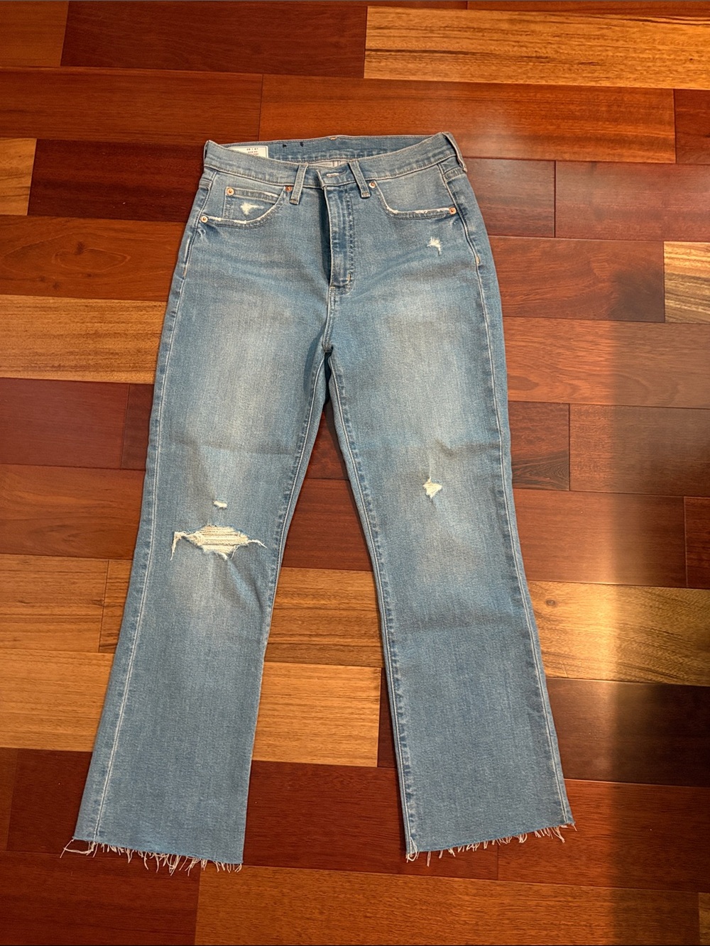 Kick fit high rise jeans NWOT